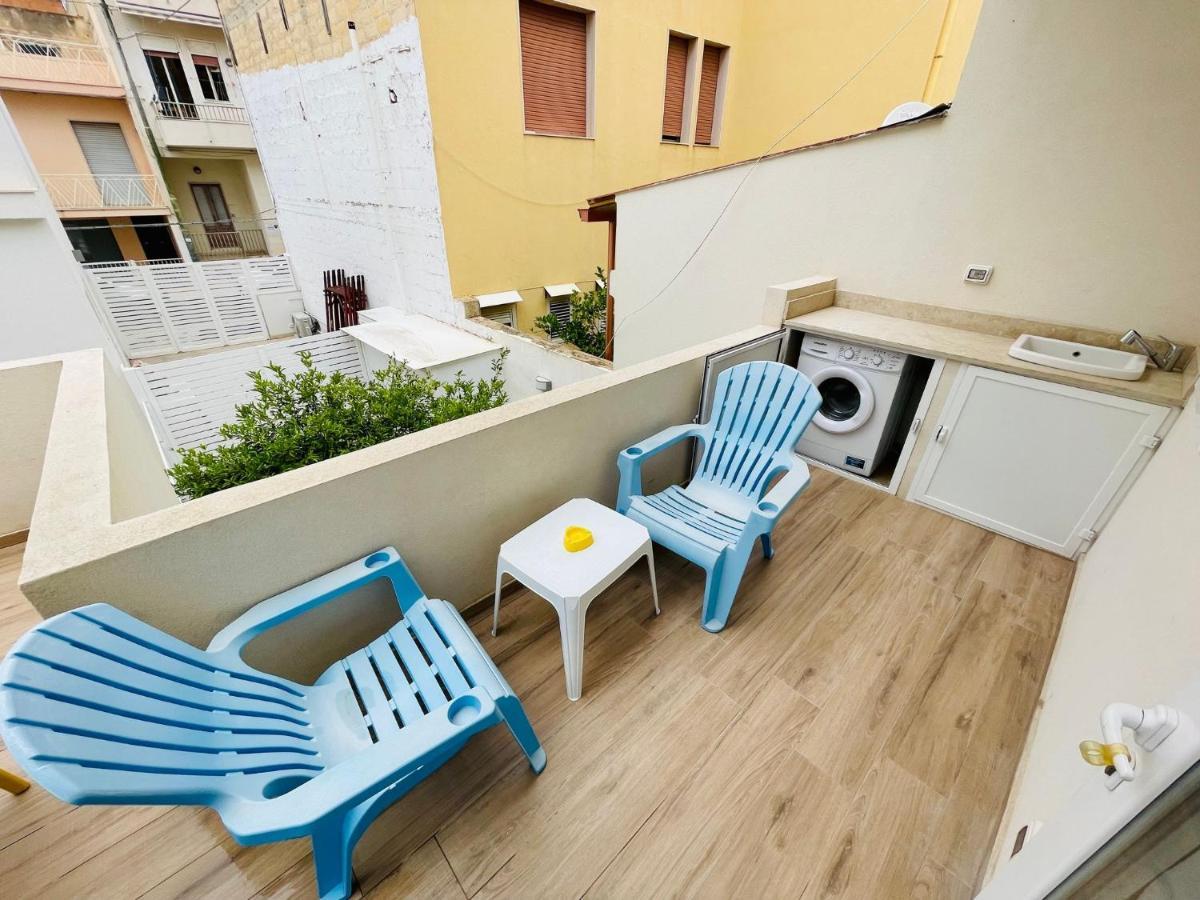 Beach Apartments Marina Di Ragusa Eksteriør billede